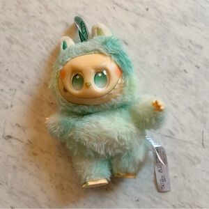 LABUBU AUTHENTIC MONSTERS BIG INTO ENERGY "SERENITY"